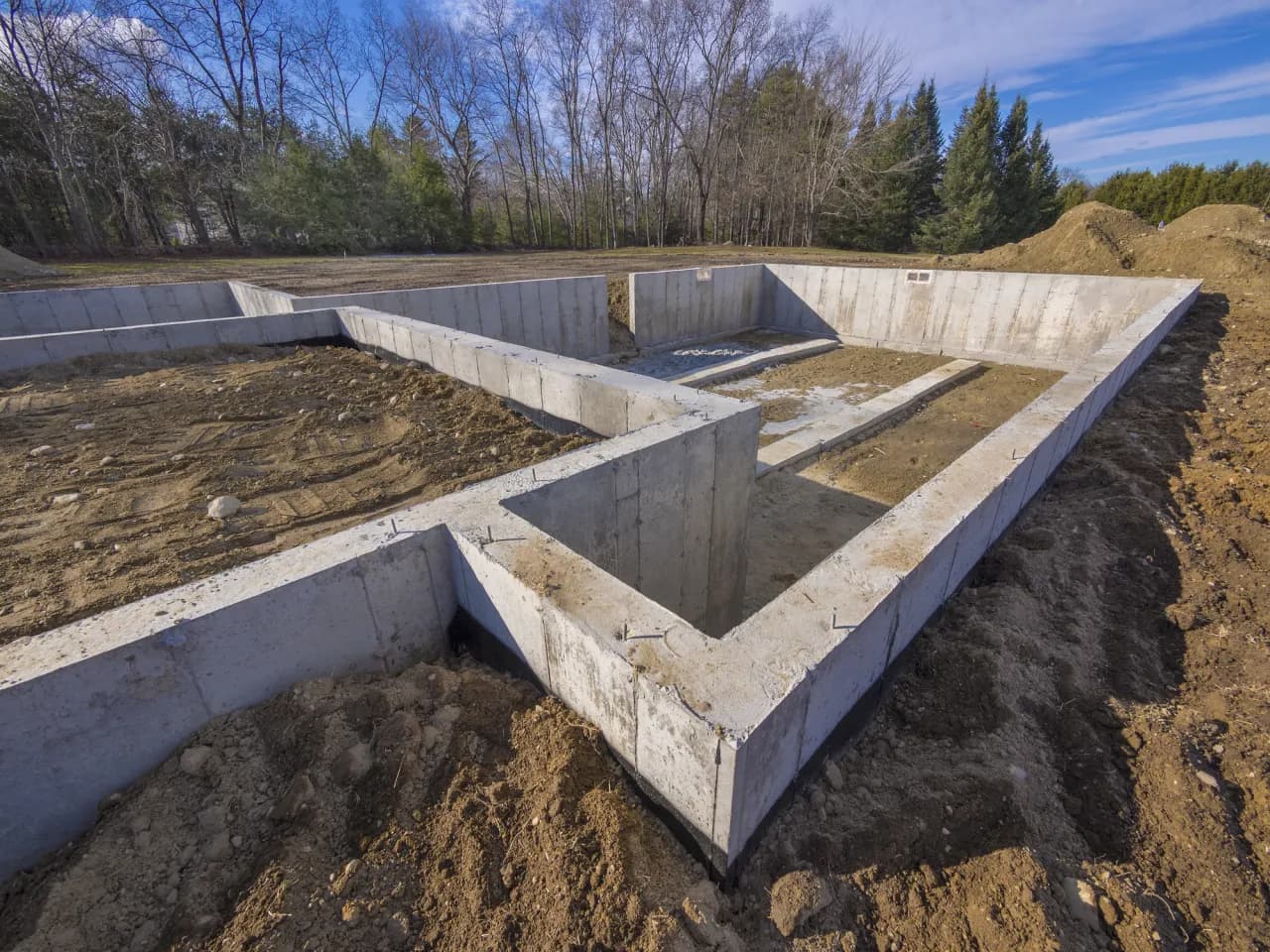 Co to jest fundament i dlaczego jest kluczowy w budownictwie