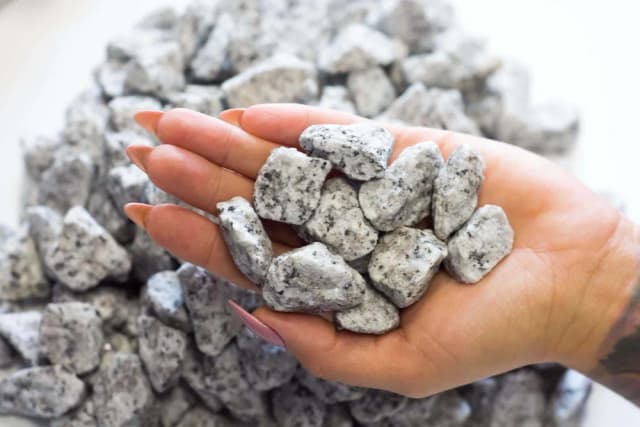 Ile kosztuje kamień na podjazd? Sprawdź ceny i najlepsze opcje