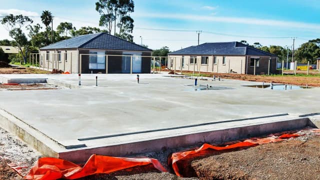 Ile kosztują fundamenty pod dom 140m2? Zobacz, co wpływa na ceny